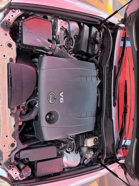2010 Lexus IS 2nd Gen - Image 13 of 14