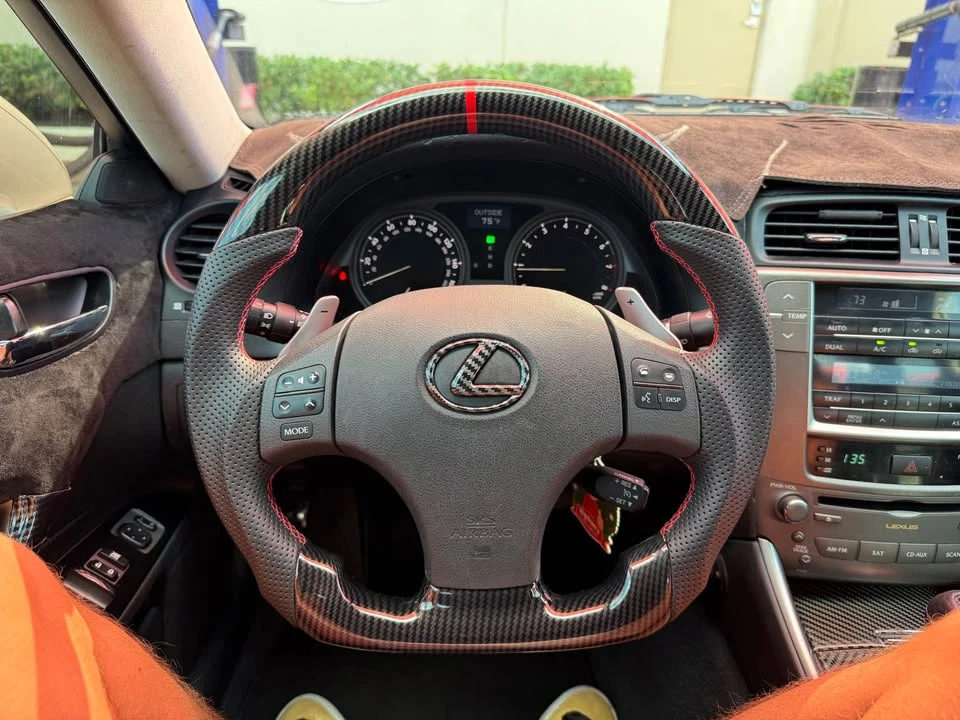 2010 Lexus IS 2nd Gen - Image 8 of 14