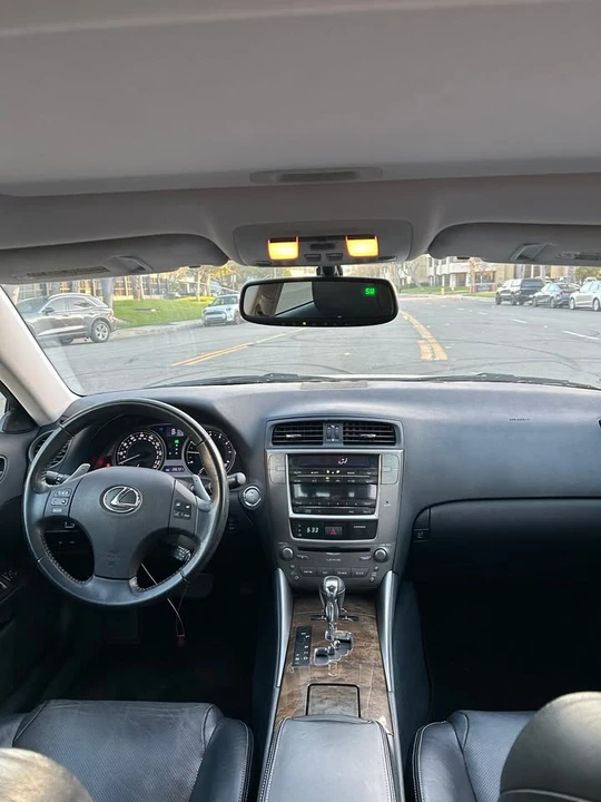 2010 Lexus IS 2nd Gen - Image 17 of 17