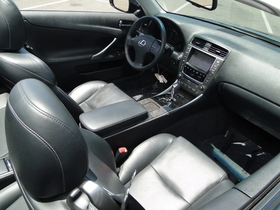 2010 Lexus IS 2nd Gen - Image 3 of 4