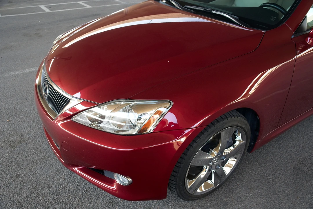 2010 Lexus IS 2nd Gen - Image 29 of 31