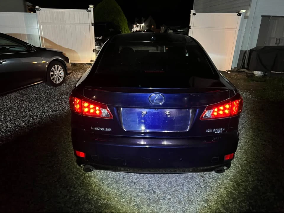 2010 Lexus IS 2nd Gen - Image 3 of 11