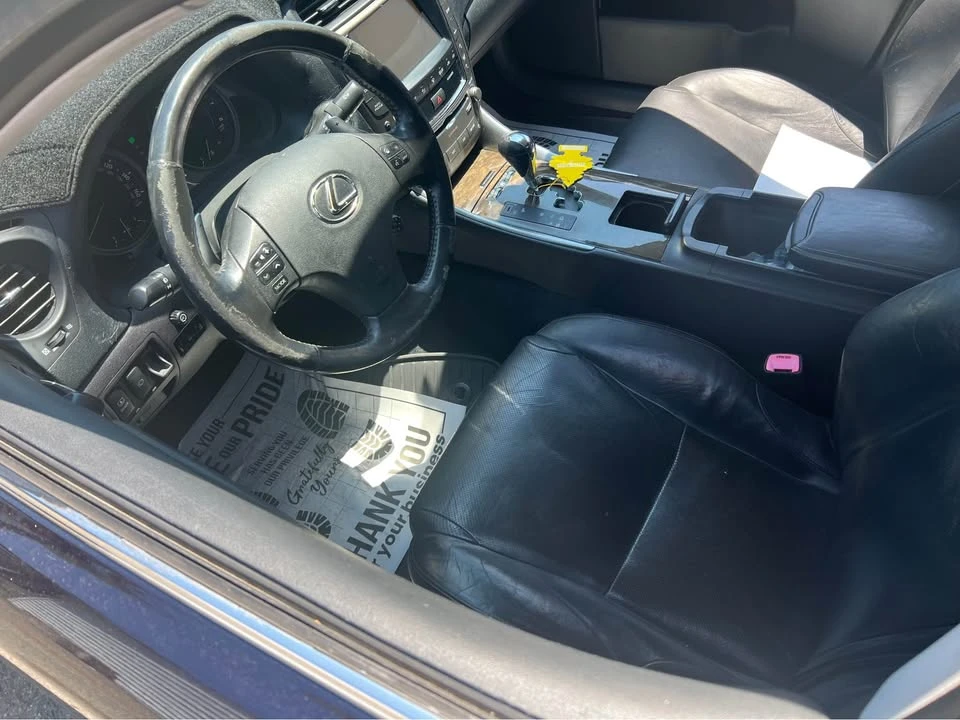 2010 Lexus IS 2nd Gen - Image 10 of 11