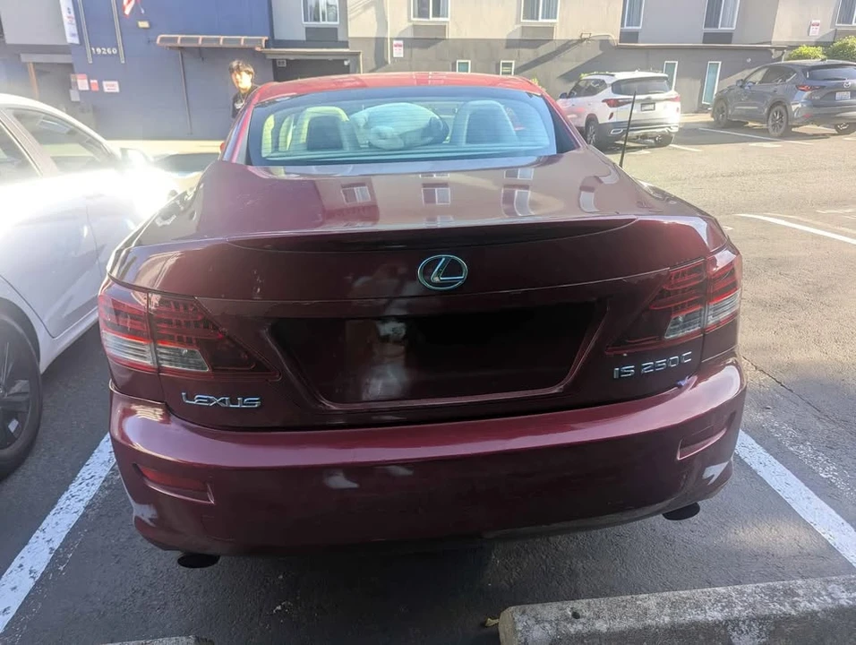 2010 Lexus IS 2nd Gen - Image 4 of 5