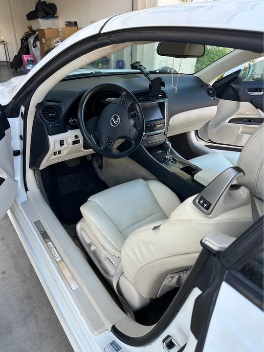 2010 Lexus IS 2nd Gen - Image 8 of 9