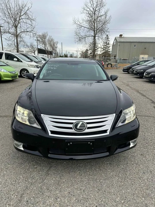 2010 Lexus LS 4th Gen - Image 3 of 10