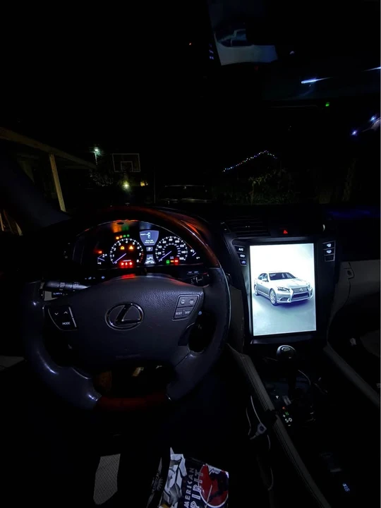 2010 Lexus LS 4th Gen - Image 4 of 5