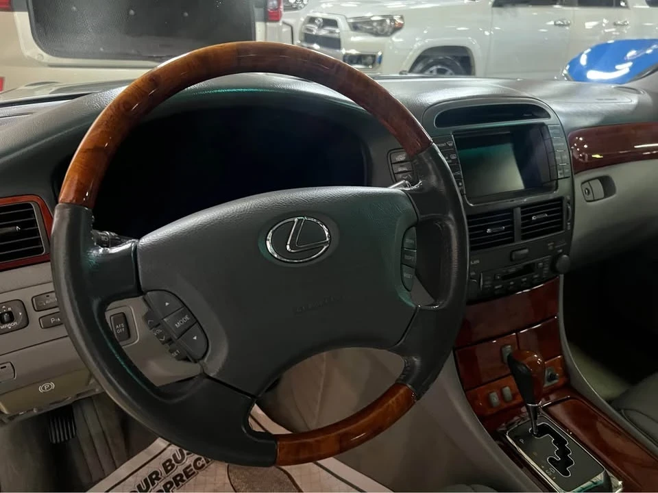 2010 Lexus LS 4th Gen - Image 2 of 13