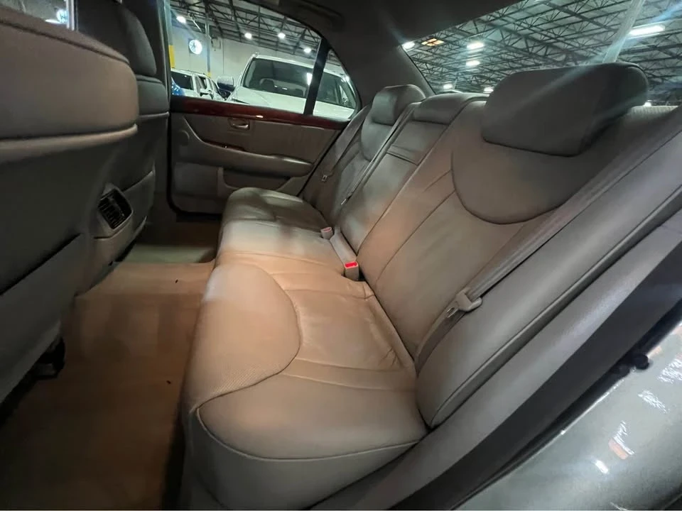 2010 Lexus LS 4th Gen - Image 5 of 13