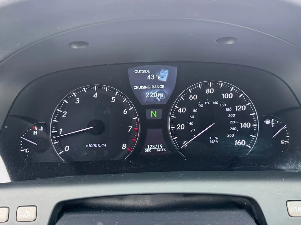 2010 Lexus LS 4th Gen - Image 20 of 20