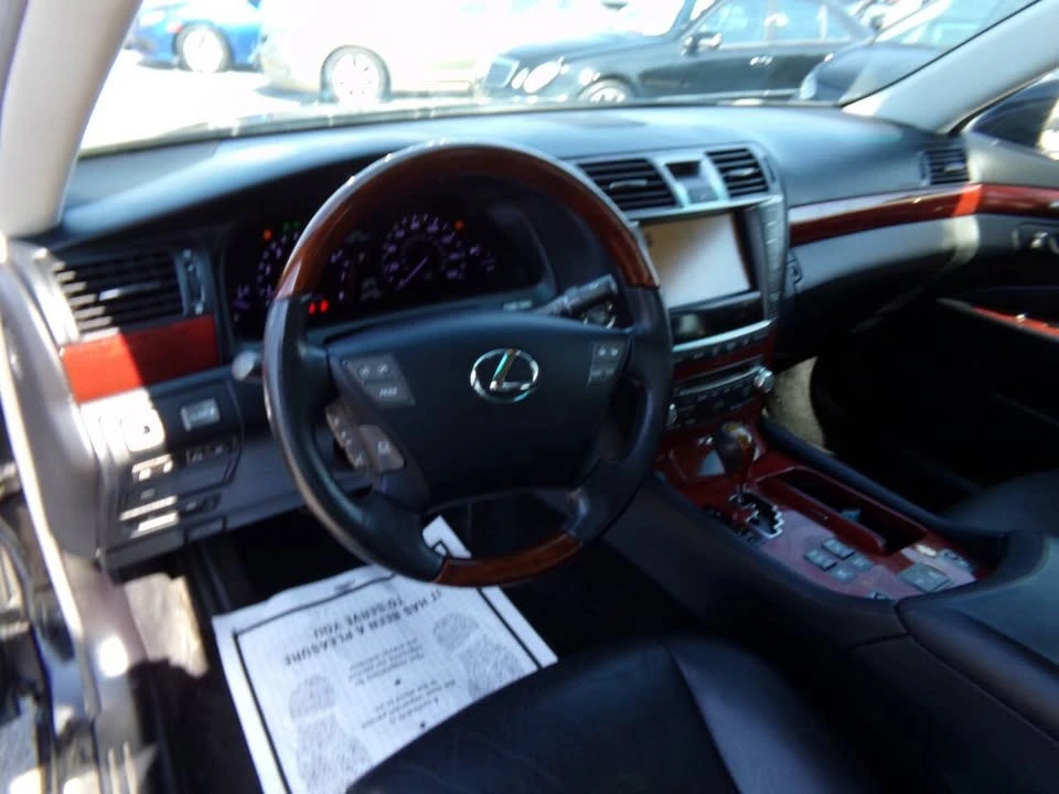 2010 Lexus LS 4th Gen - Image 8 of 20