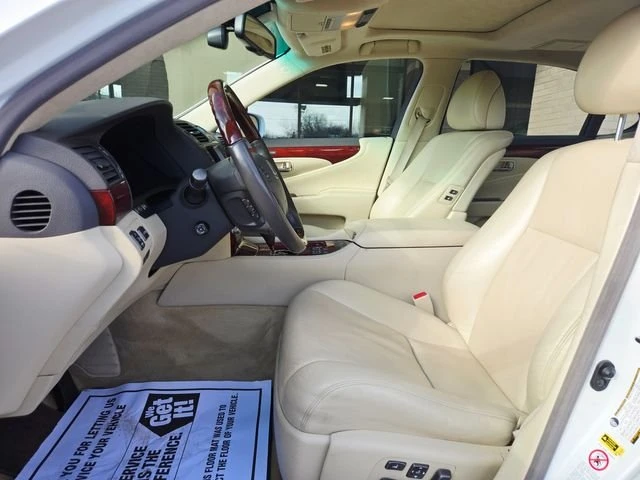 2010 Lexus LS 4th Gen - Image 16 of 20