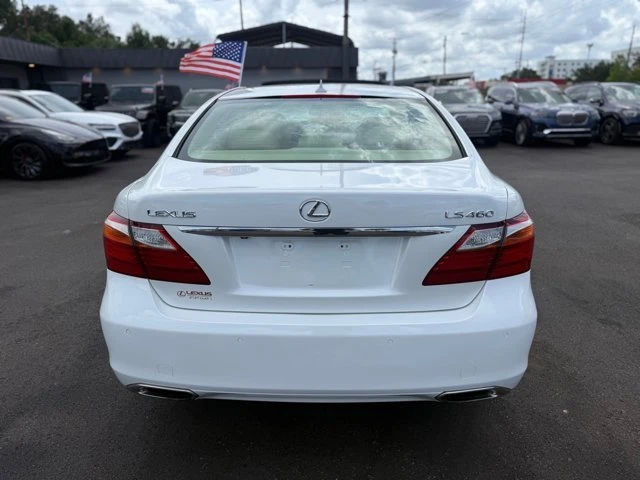 2010 Lexus LS 4th Gen - Image 9 of 20