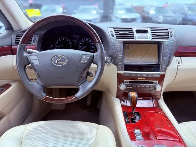 2010 Lexus LS 4th Gen - Image 17 of 20
