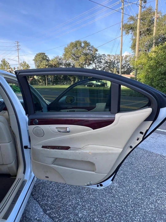 2010 Lexus LS 4th Gen - Image 12 of 20
