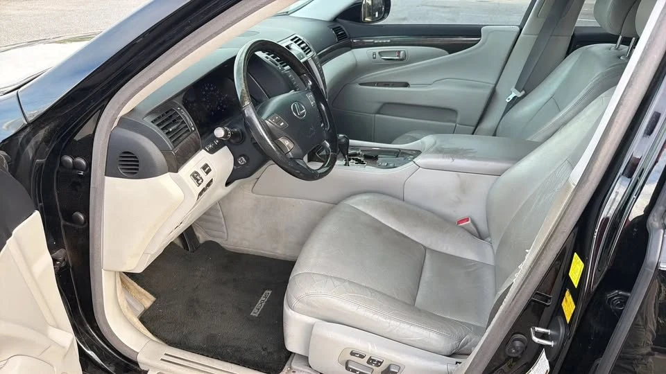 2010 Lexus LS 4th Gen - Image 2 of 6