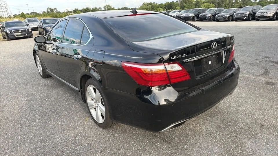 2010 Lexus LS 4th Gen - Image 5 of 6