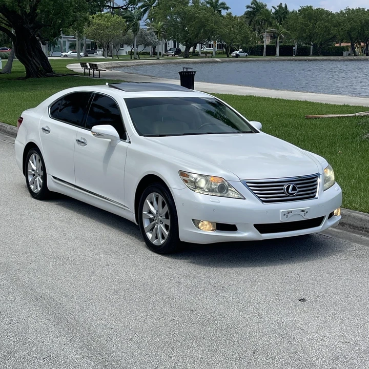 2010 Lexus LS 4th Gen - Image 2 of 12