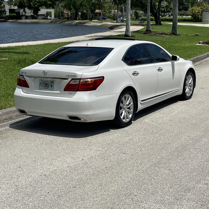 2010 Lexus LS 4th Gen - Image 12 of 12