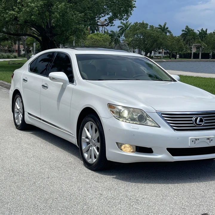 2010 Lexus LS 4th Gen - Image 3 of 12
