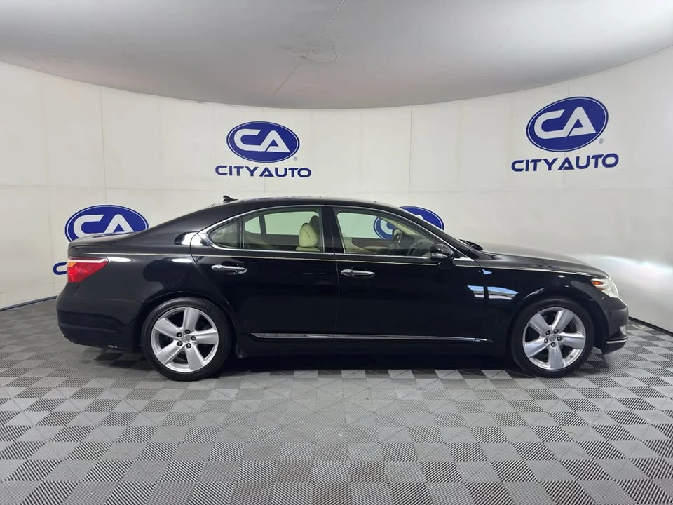 2010 Lexus LS 4th Gen - Image 2 of 20