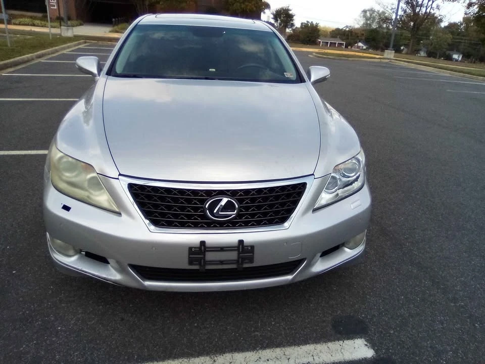 2010 Lexus LS 4th Gen - Image 2 of 5