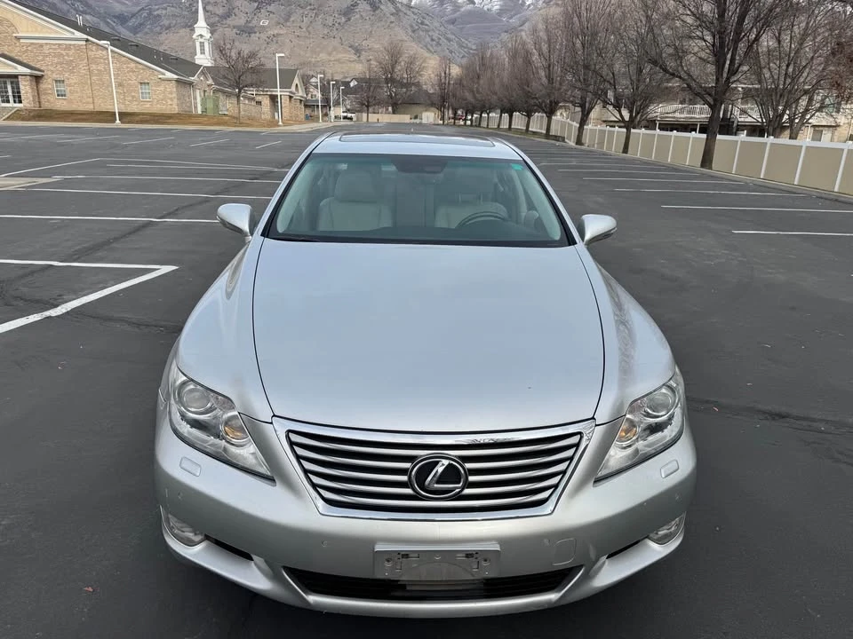 2010 Lexus LS 4th Gen - Image 2 of 20
