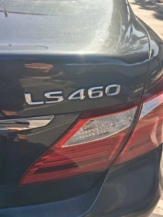 2010 Lexus LS 4th Gen - Image 3 of 14