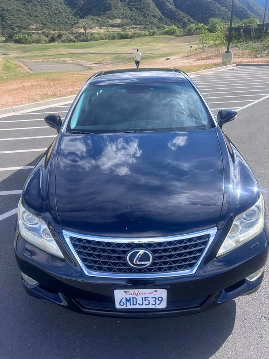 2010 Lexus LS 4th Gen - Image 2 of 13