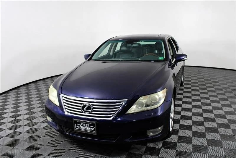 2010 Lexus LS 4th Gen - Image 9 of 20