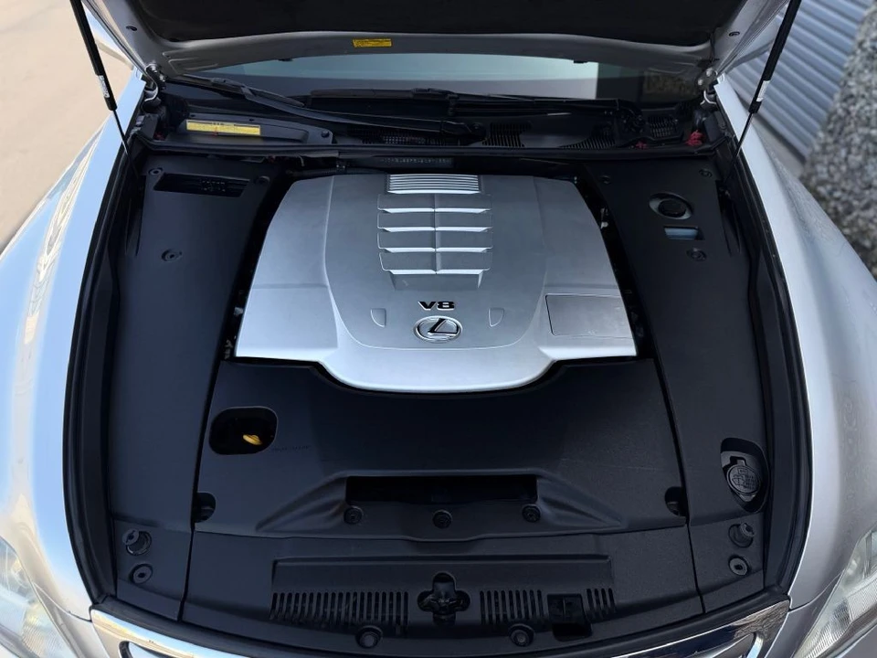 2010 Lexus LS 4th Gen - Image 19 of 19