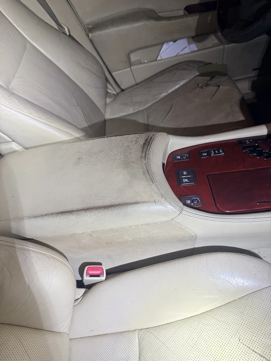 2010 Lexus LS 4th Gen - Image 5 of 23