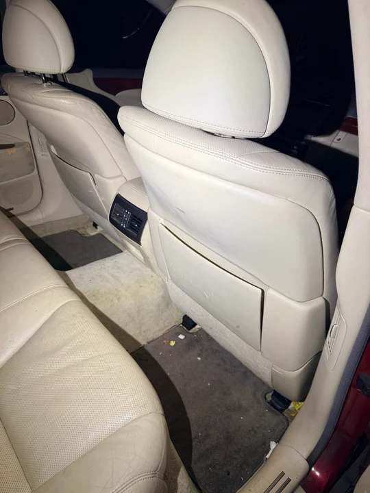 2010 Lexus LS 4th Gen - Image 11 of 23