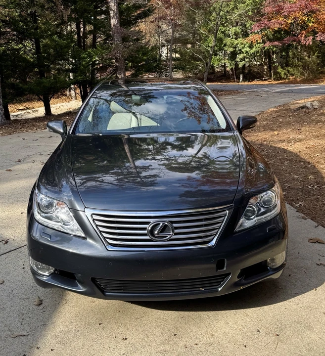 2010 Lexus LS 4th Gen - Image 5 of 9