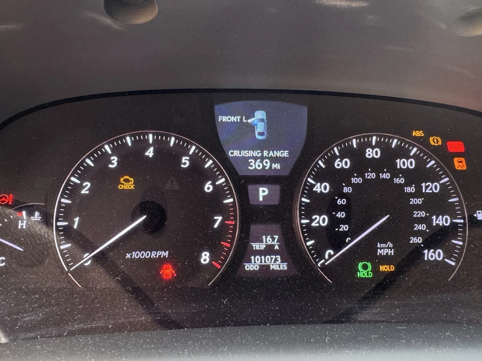 2010 Lexus LS 4th Gen - Image 7 of 9