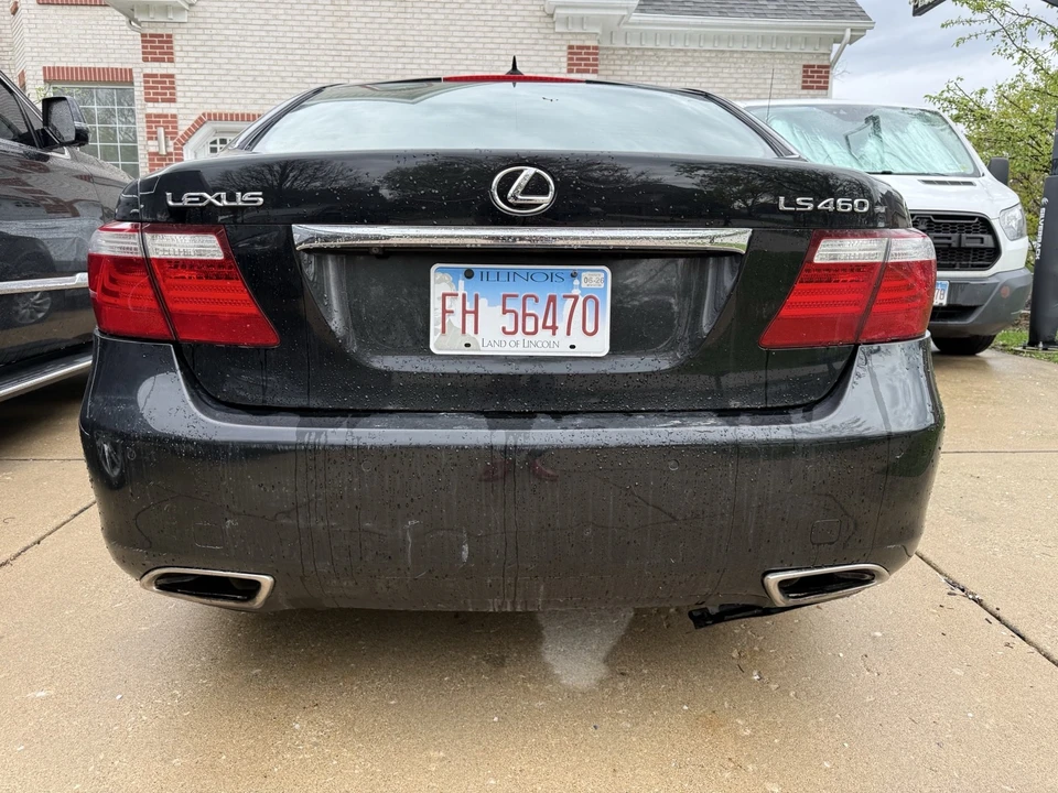 2010 Lexus LS 4th Gen - Image 5 of 18