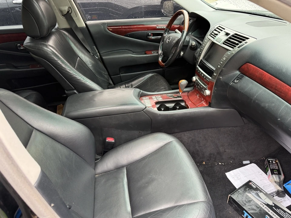 2010 Lexus LS 4th Gen - Image 8 of 18