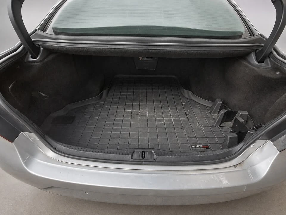 2010 Lexus LS 4th Gen - Image 18 of 20