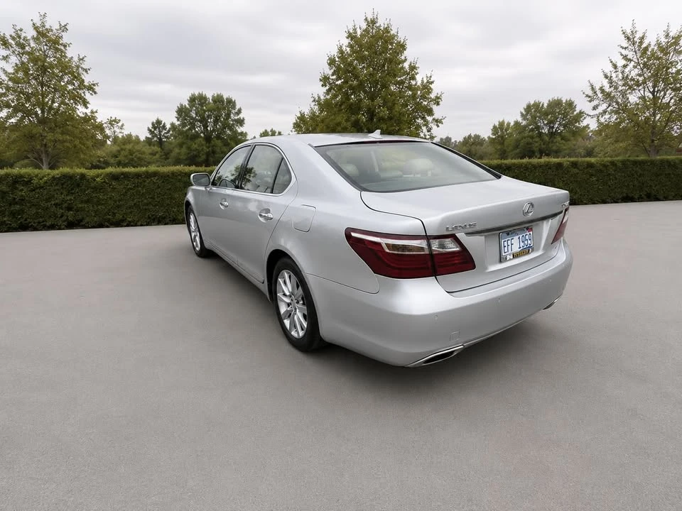2010 Lexus LS 4th Gen - Image 3 of 20