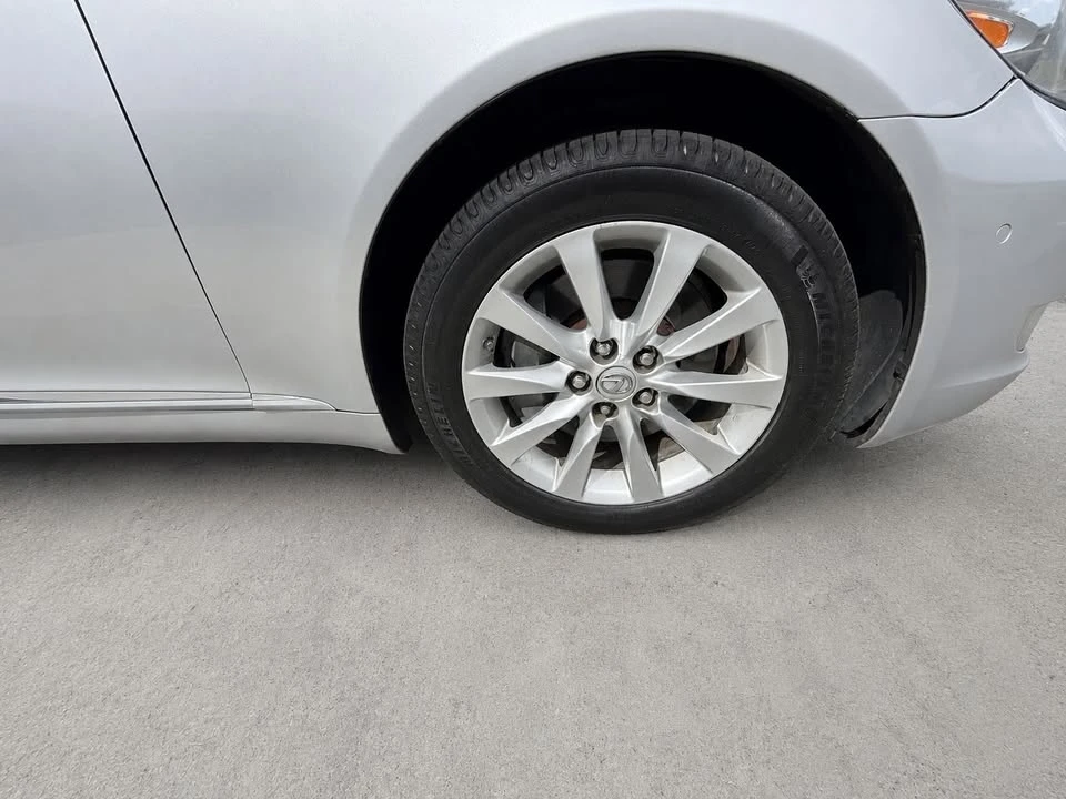 2010 Lexus LS 4th Gen - Image 16 of 20