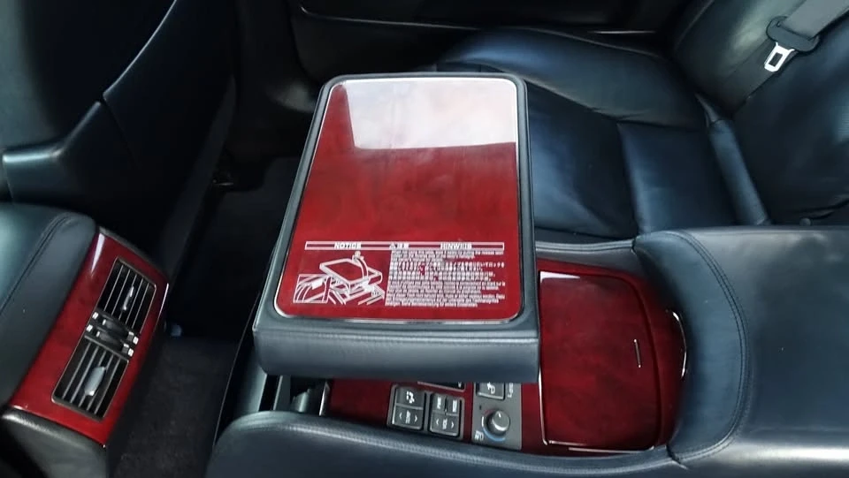 2010 Lexus LS 4th Gen - Image 16 of 20