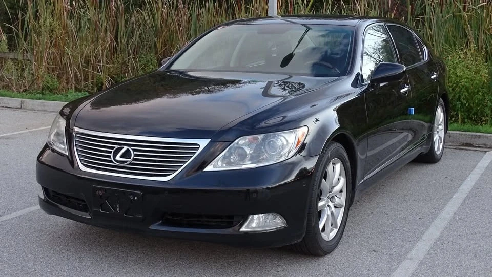 2010 Lexus LS 4th Gen - Image 3 of 20