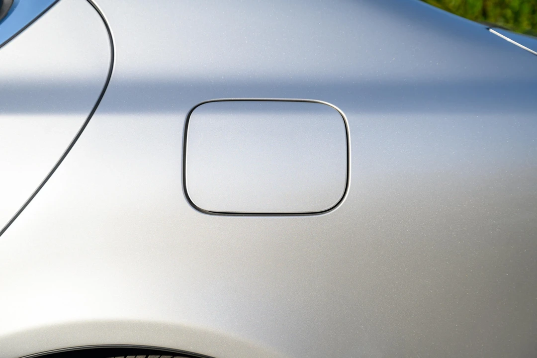 2010 Lexus LS 4th Gen - Image 29 of 31