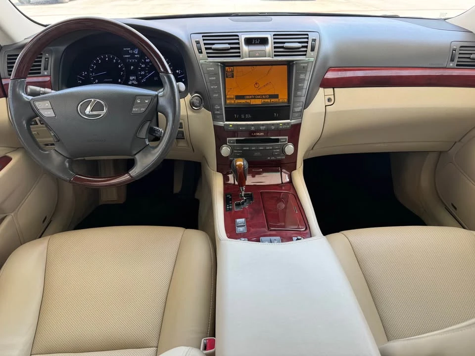 2010 Lexus LS 4th Gen - Image 9 of 19