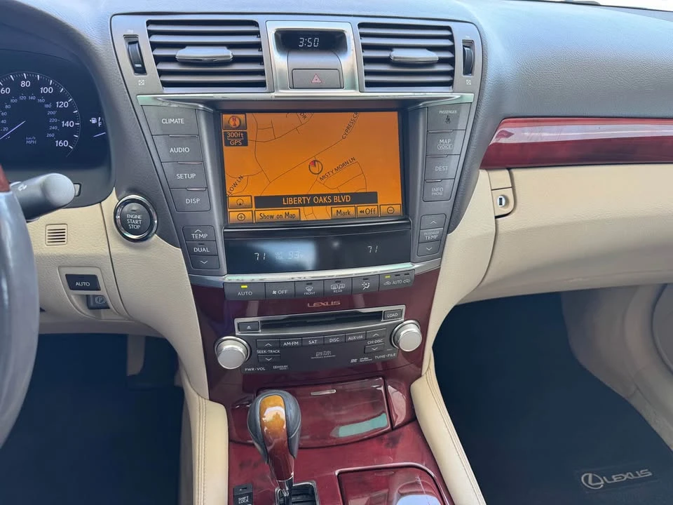 2010 Lexus LS 4th Gen - Image 10 of 19