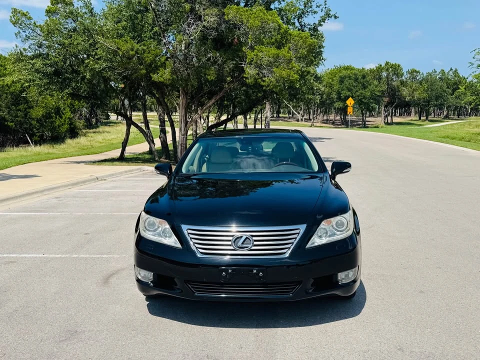2010 Lexus LS 4th Gen - Image 5 of 19
