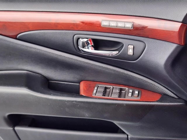2010 Lexus LS 4th Gen - Image 14 of 20
