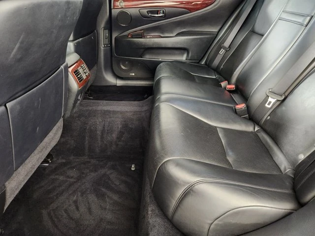 2010 Lexus LS 4th Gen - Image 12 of 20
