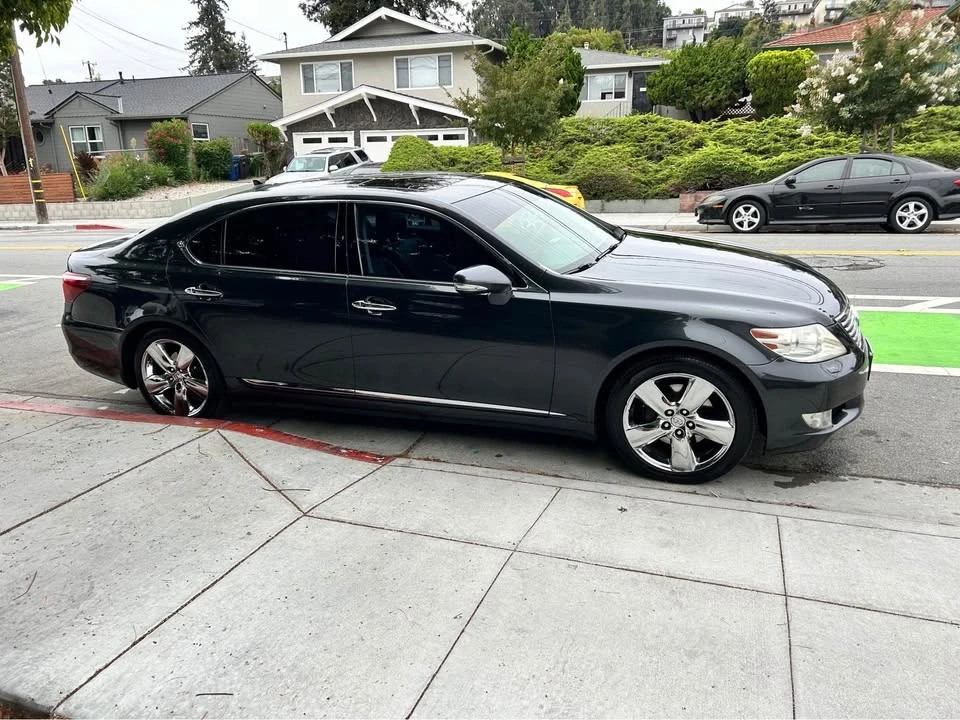 2010 Lexus LS 4th Gen - Image 6 of 7