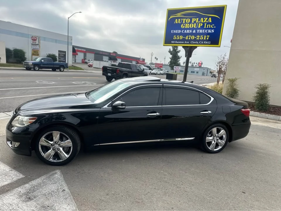 2010 Lexus LS 4th Gen - Image 2 of 13